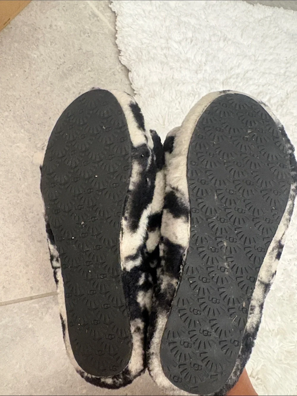 UGG Black and Ivory Faux Fur Crisscross Slide Sandals